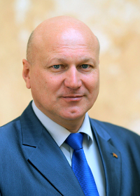 Эксперт: Дмитриев Владимир