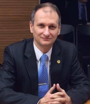 Эксперт: Лобов Александр