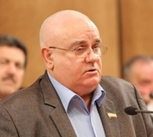 Эксперт: Аксенов Валерий