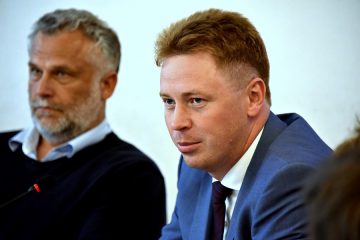 Губернатор Севастополя Дмитрий Овсянников наложил вето на бюджет города, который был принят с поправками, не устроившими исполнительную власть.