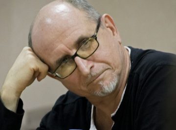 Всегда, как правило, реальные претенденты приходят в последний момент, разведывая