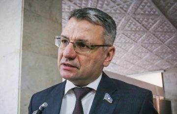 Эксперт: Парахин Гаврил