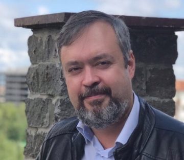 Эксперт: Мельцер Михаил