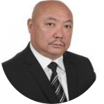 Нуров