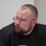 Бондарь