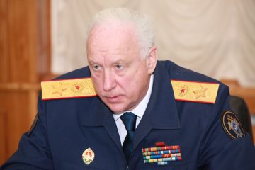 «Пришло время ввести в качестве уголовного наказания для коррупционеров полную конфискацию всего нажитого имущества. Среди обвиняемых 617 обладали особым правовым статусом»