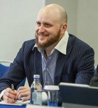 Попов Вадим